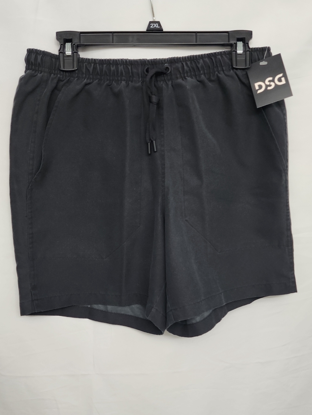 DSG Men's Black Elastic-Waist 6" Inseam Rec Shorts Size Small New With Tags